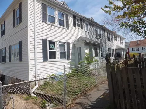 54 Bay State Rd # -a, Quincy, MA 02171
