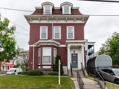 2 Lawrence St #2, Chelsea, MA 02150