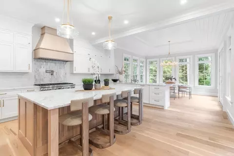 140 Whitman, Needham, MA 02492 photo 6