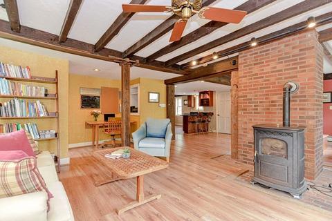165 Main St, Upton, MA 01568 photo 7