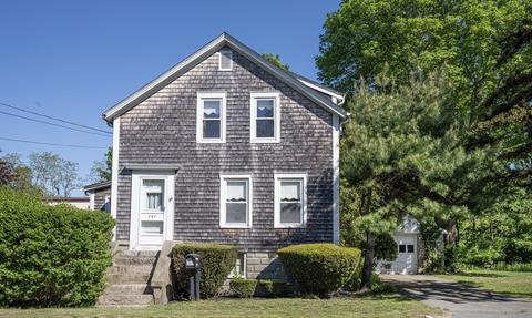 257 Russells Mills Rd, Dartmouth, MA 02748