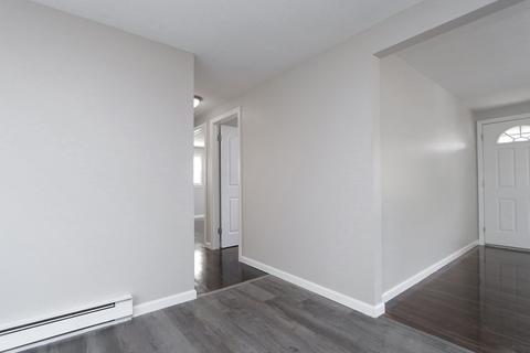 34 Brandon Ave, Springfield, MA 01119 photo 14
