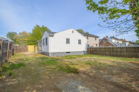 34 Brandon Ave, Springfield, MA 01119 photo 28