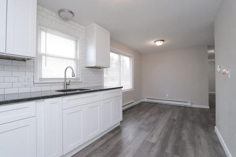 34 Brandon Ave, Springfield, MA 01119 photo 4