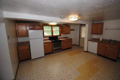 16 Hartness Rd #D, Sutton, MA 01590 photo 2