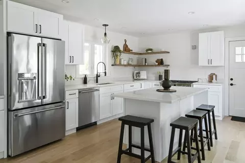 79 Lowell St, Reading, MA 01867 photo 14