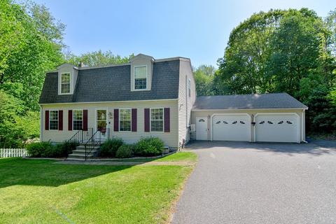 101 Killiney Woods, Millville, MA 01529