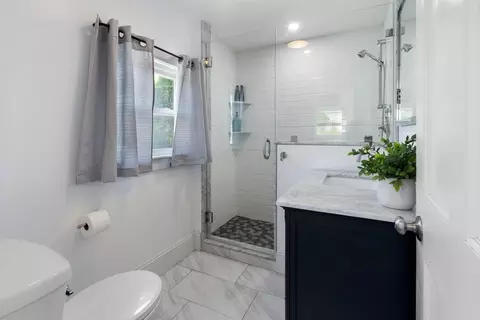 26 Chapel St, Gloucester, MA 01930 photo 14