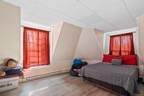 5 Palm St, Worcester, MA 01604 photo 14
