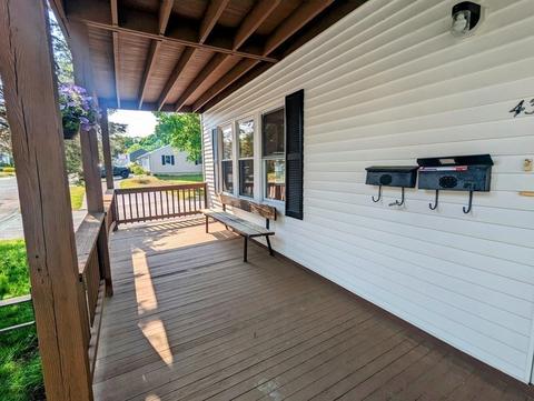 43 1st St, Webster, MA 01570 photo 11
