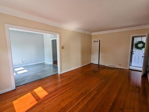 43 1st St, Webster, MA 01570 photo 8