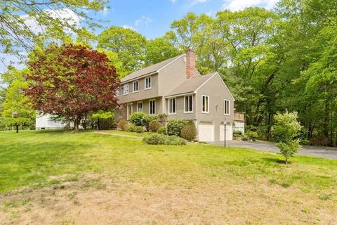 26 Appaloosa Ln, Hamilton, MA 01982