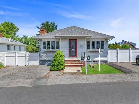 76 Oakwood Ave, Revere, MA 02151