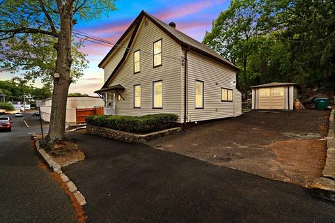 142 Linwood St, Lynn, MA 01905