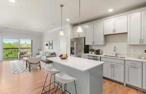4 Pennington Dr #408, Walpole, MA 02081