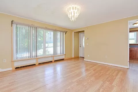 88 Bailey St, Worcester, MA 01602 photo 4