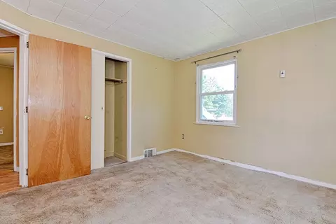88 Bailey St, Worcester, MA 01602 photo 17