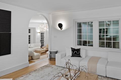 85 Willard Rd, Brookline, MA 02445 photo 8