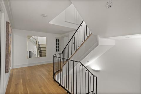 85 Willard Rd, Brookline, MA 02445 photo 25