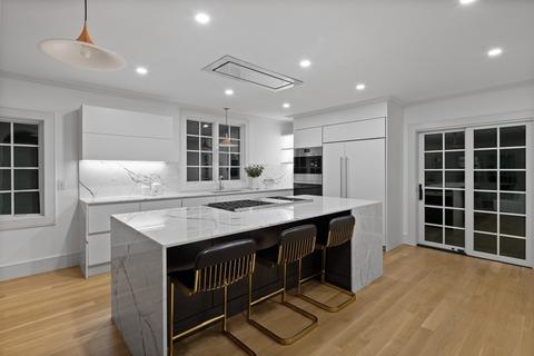85 Willard Rd, Brookline, MA 02445 photo 17