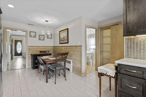 62 Glendale Rd, Marblehead, MA 01945 photo 5