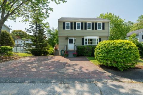 62 Orange St, Haverhill, MA 01832