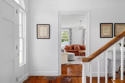 651 Central Tpke, Sutton, MA 01590 photo 3