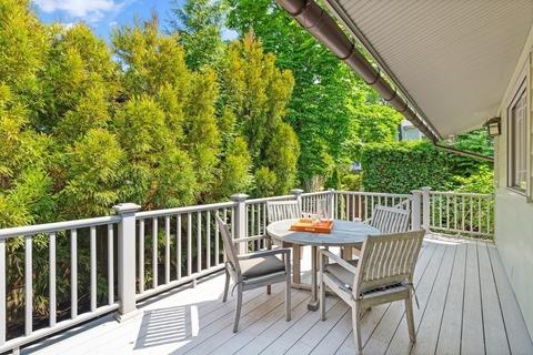 73 E Orchard St, Marblehead, MA 01945 photo 23