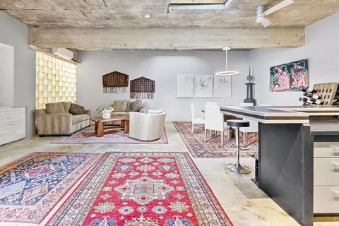 820 E 6th # R, Boston, MA 02127