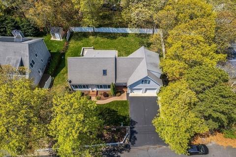 65 Nearmeadows, Yarmouth, MA 02673