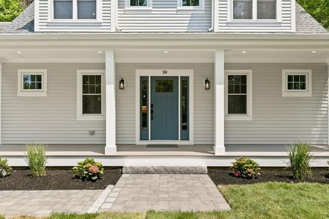 154 Beach St, Dennis, MA 02638