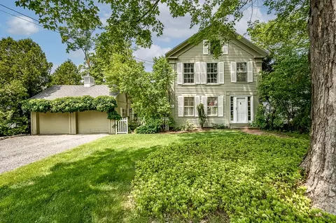 25 North St, Grafton, MA 01519