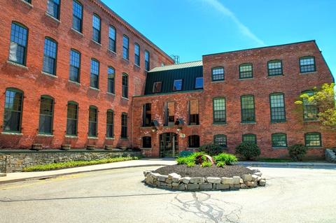 71 Princeton St #202, Chelmsford, MA 01863