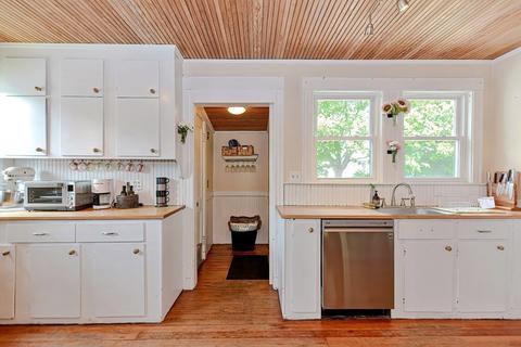 19 Q St, Hull, MA 02045 photo 10