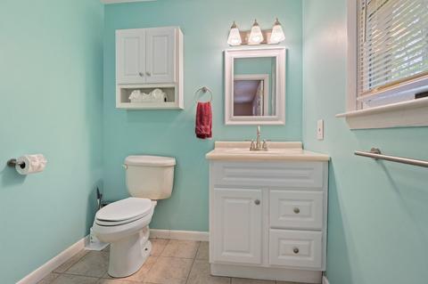 182 Maple St, Douglas, MA 01516 photo 17