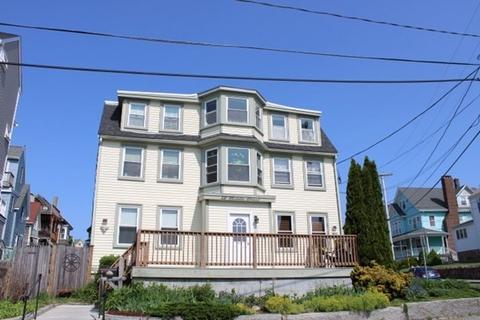 12 Middle St #4, Gloucester, MA 01930 photo 2