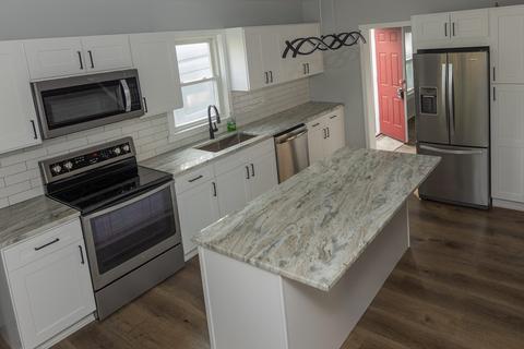 270 Main St, Leominster, MA 01453