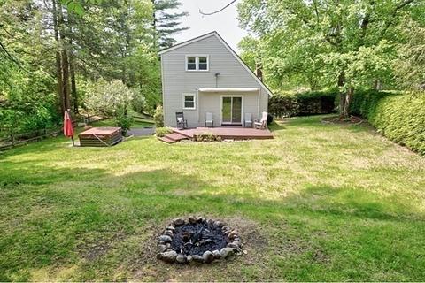 103 Shoreline Dr, Ware, MA 01082 photo 8