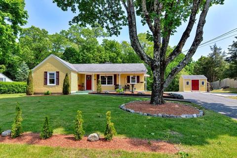 241 Elmwood St, North Attleboro, MA 02760