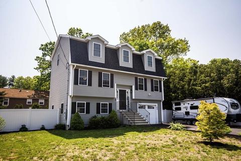 98 Beech St, Tewksbury, MA 01876