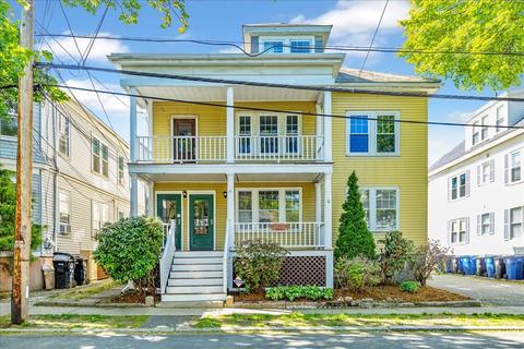 9 Gardner St #1, Salem, MA 01970