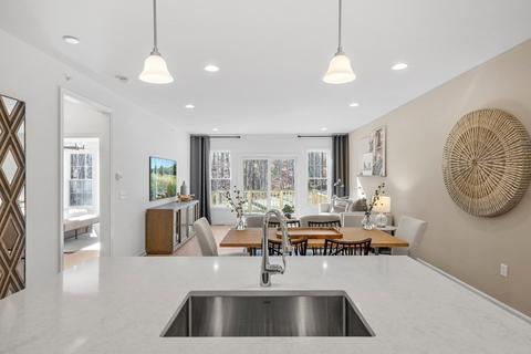 103 White Pond Way #25, Sudbury, MA 01776
