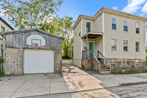 1265 Pleasant St, New Bedford, MA 02740