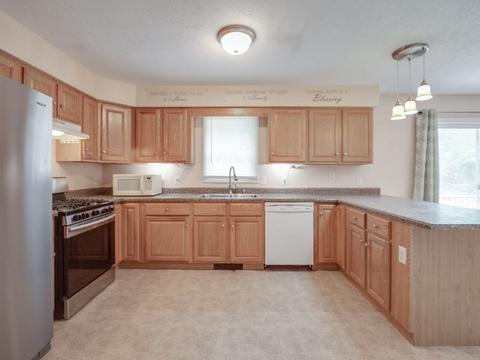 229 Peckham Rd, Acushnet, MA 02743 photo 14