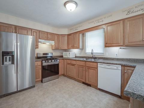229 Peckham Rd, Acushnet, MA 02743 photo 11