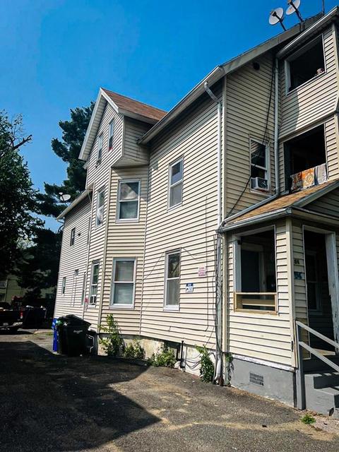 56 Jefferson Ave, Springfield, MA 01107 photo 4