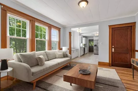 14 Pine St #1, Arlington, MA 02474