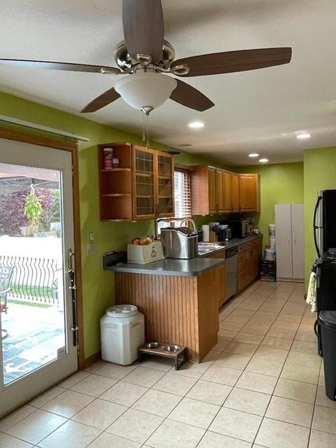 84 Wheeler Ave, Springfield, MA 01118 photo 14