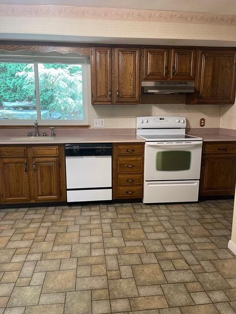 2 Dixon Ave, Worcester, MA 01605 photo 7
