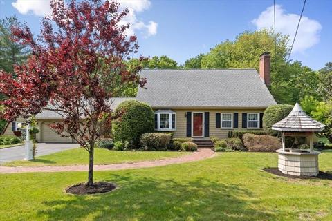 919 West St, Walpole, MA 02081